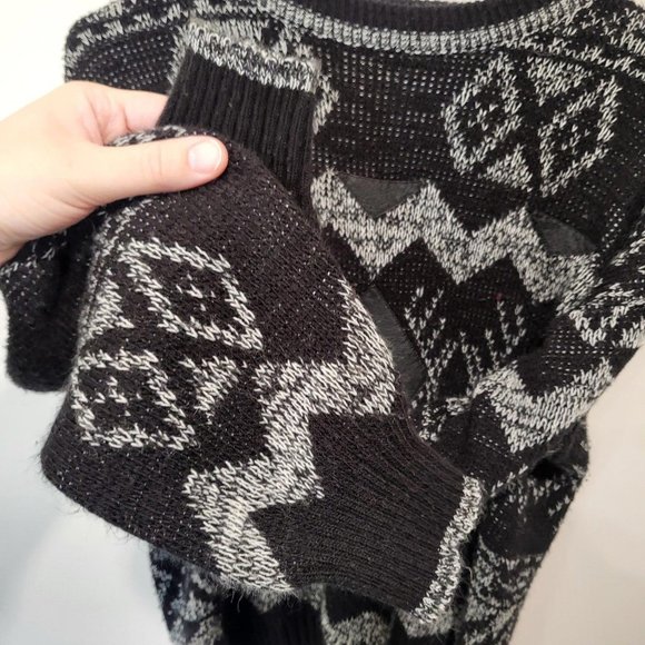 1980s Vintage Nordic Pattern Sweater with Leather Patches • Chartwell Sz Men's S - Picture 3 of 5